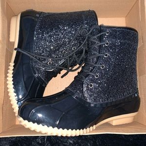 Brand new duck boots